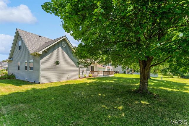 2740 Lake Lucerne Drive, Shiloh, IL 62221