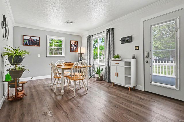 51028 Prescott Avenue, South Bend, IN 46637