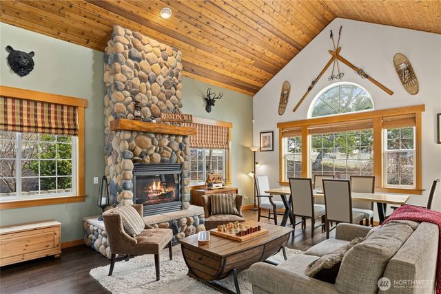 261 Paintbrush Lane, Ronald, WA 98940