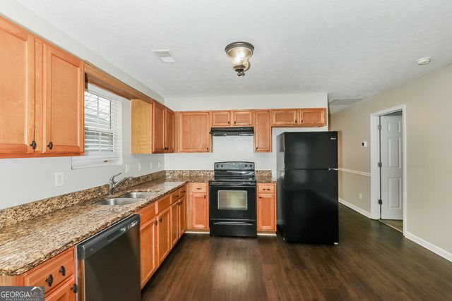 717 Douglass Circle, Mcdonough, GA 30253