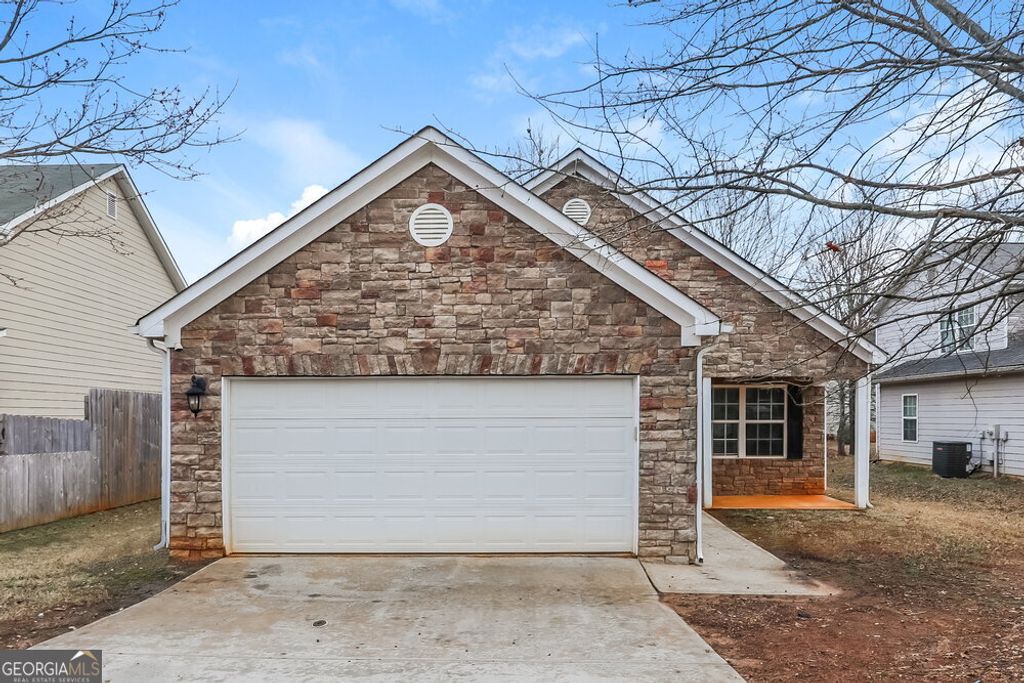 717 Douglass Circle, Mcdonough, GA 30253