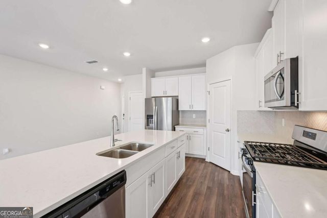 234 Timberland Avenue, Dawsonville, GA 30534