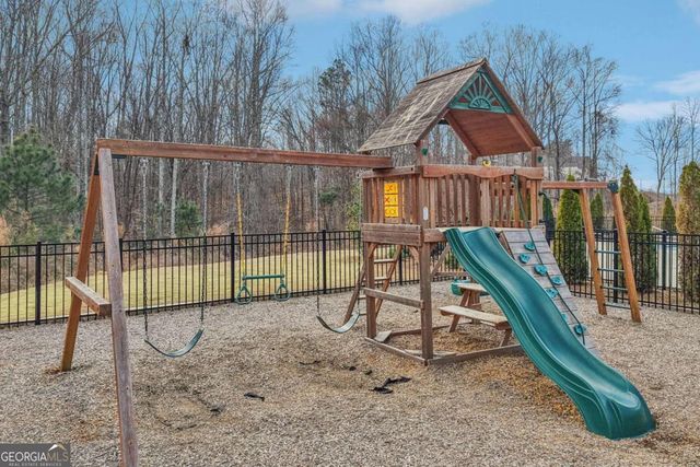 234 Timberland Avenue, Dawsonville, GA 30534