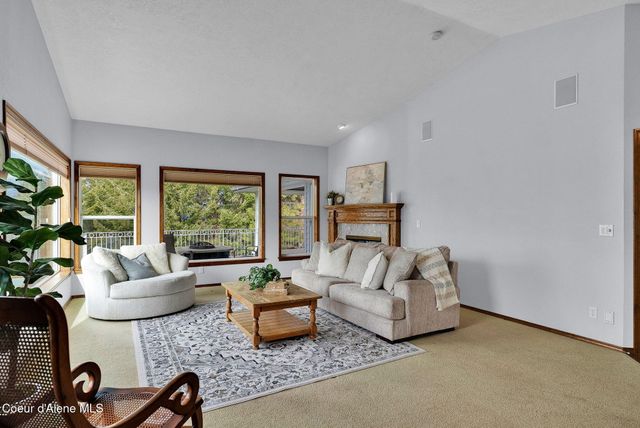 3753 E SKY HARBOR DR, Coeur D'alene, ID 83814