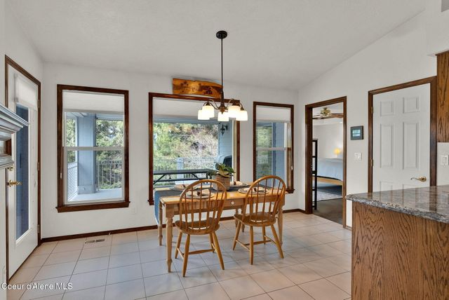 3753 E SKY HARBOR DR, Coeur D'alene, ID 83814