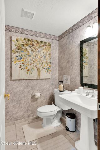 3753 E SKY HARBOR DR, Coeur D'alene, ID 83814