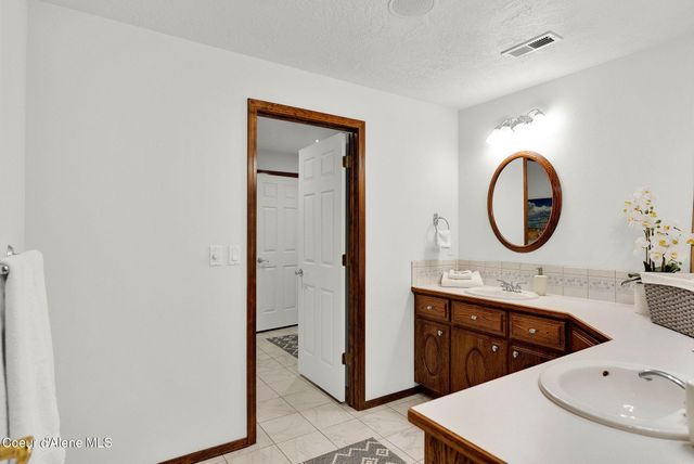 3753 E SKY HARBOR DR, Coeur D'alene, ID 83814