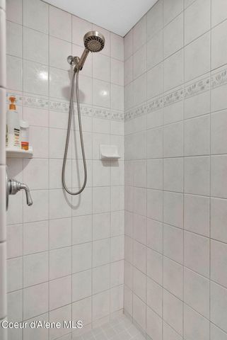 3753 E SKY HARBOR DR, Coeur D'alene, ID 83814