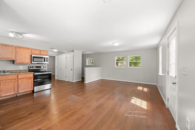325 Center Street, Miami Twp, OH 45147