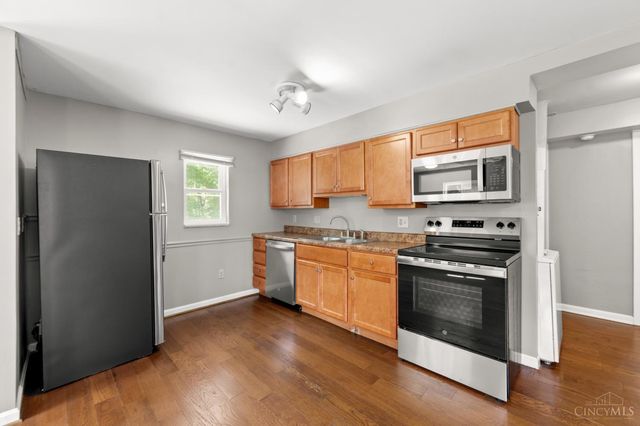 325 Center Street, Miami Twp, OH 45147