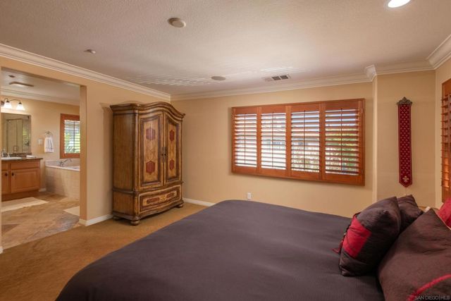 17028 New Rochelle Way, San Diego, CA 92127