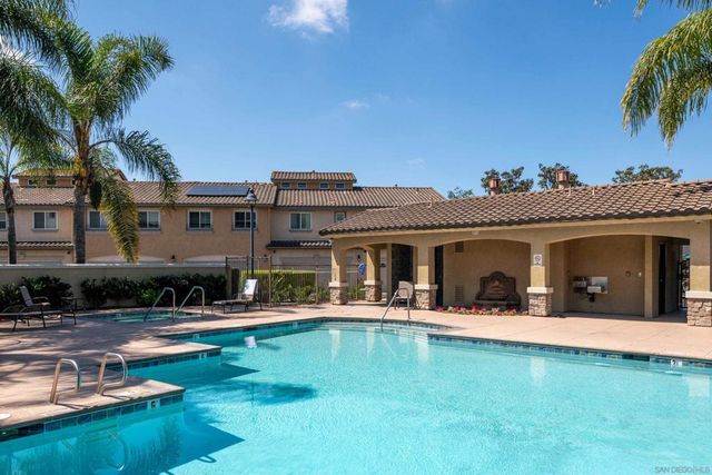 17028 New Rochelle Way, San Diego, CA 92127