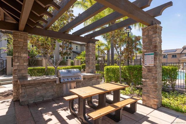 17028 New Rochelle Way, San Diego, CA 92127