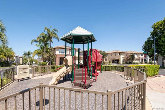 17028 New Rochelle Way, San Diego, CA 92127