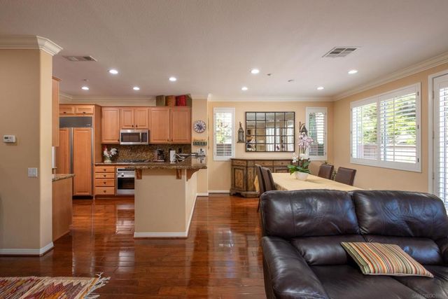 17028 New Rochelle Way, San Diego, CA 92127