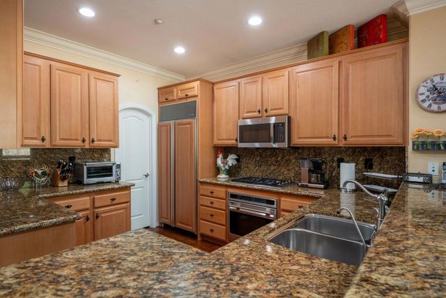 17028 New Rochelle Way, San Diego, CA 92127