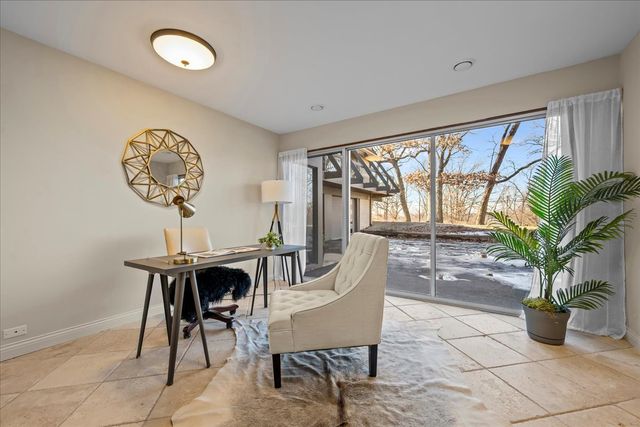 431 Maplewood Drive, Barrington, IL 60010