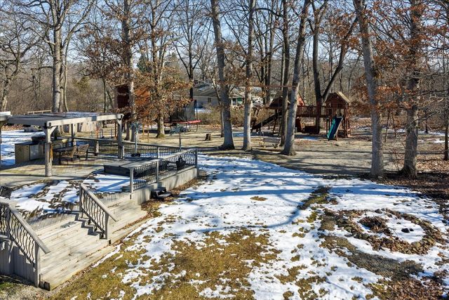 431 Maplewood Drive, Barrington, IL 60010