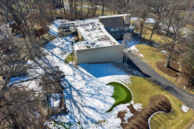 431 Maplewood Drive, Barrington, IL 60010