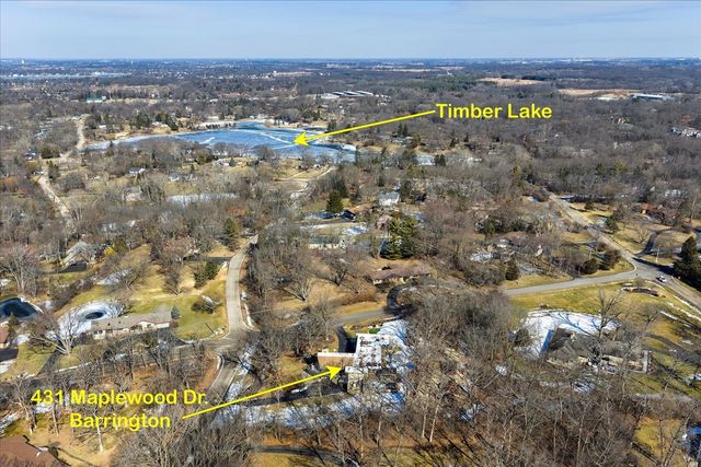 431 Maplewood Drive, Barrington, IL 60010