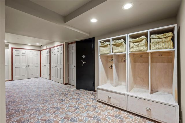 431 Maplewood Drive, Barrington, IL 60010