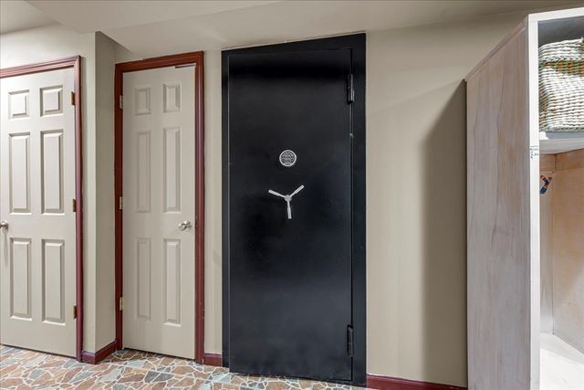 431 Maplewood Drive, Barrington, IL 60010