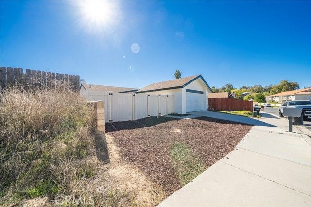 29589 Mira Loma Drive, Temecula, CA 92592