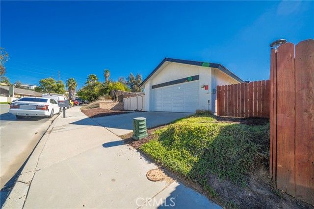 29589 Mira Loma Drive, Temecula, CA 92592