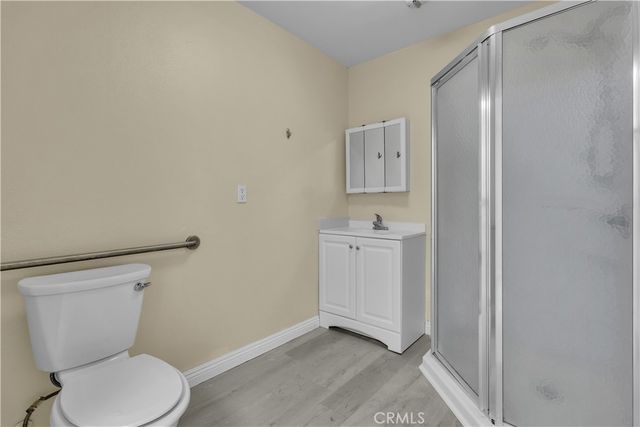 15435 Vanowen Street 102, Van Nuys, CA 91406