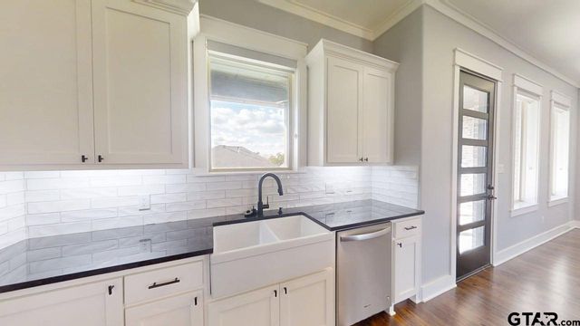 1507 Nate Cir, Bullard, TX 75757