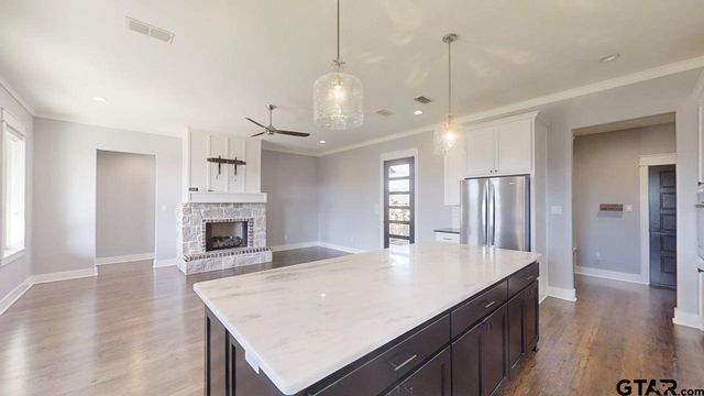 1507 Nate Cir, Bullard, TX 75757