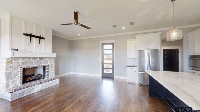 1507 Nate Cir, Bullard, TX 75757