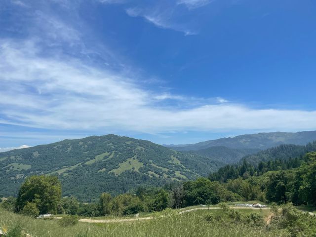 2722 Island Mountain Road, Garberville, CA 95542