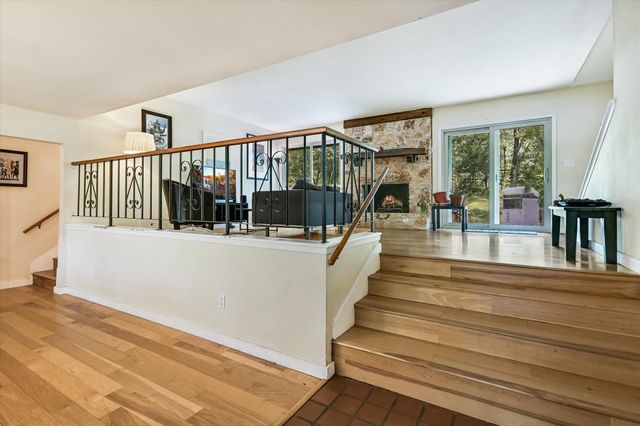 2607 Barton Hills DR, Austin, TX 78704