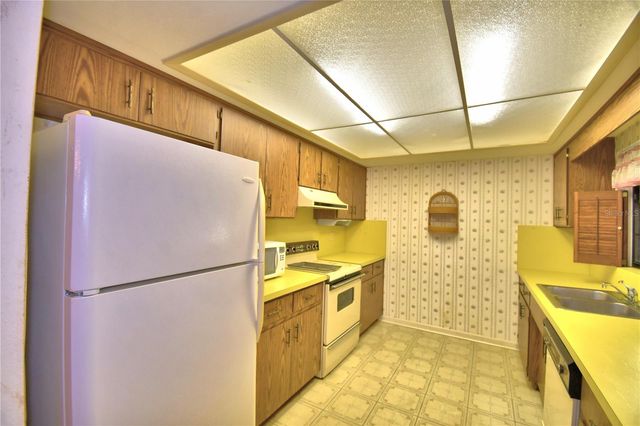 645 BROADMOOR CIRCLE 645, Winter Haven, FL 33884