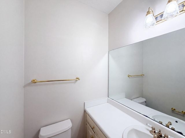 6113 Remington Lake Drive, Raleigh, NC 27616