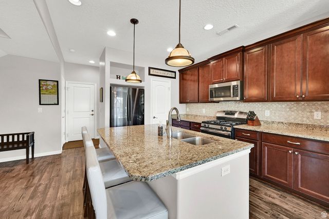 1163 W HENRY AVE, Farmington, UT 84025