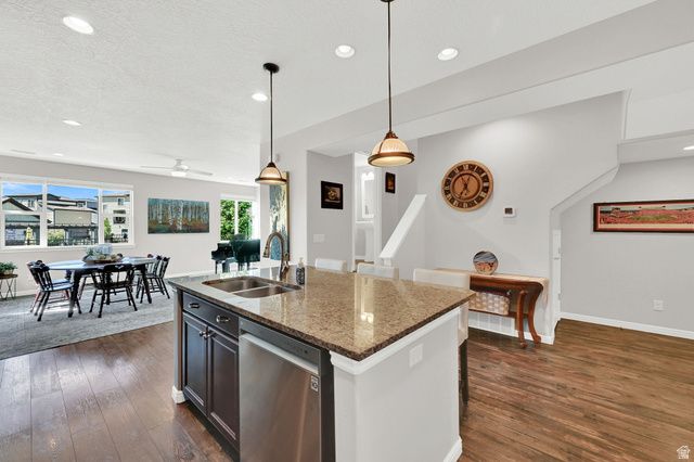 1163 W HENRY AVE, Farmington, UT 84025