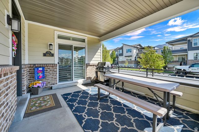 1163 W HENRY AVE, Farmington, UT 84025