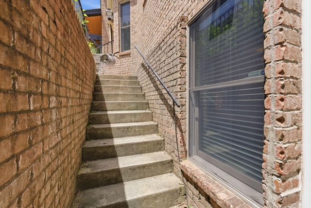 5002 Lupreese Lane, Versailles, KY 40383