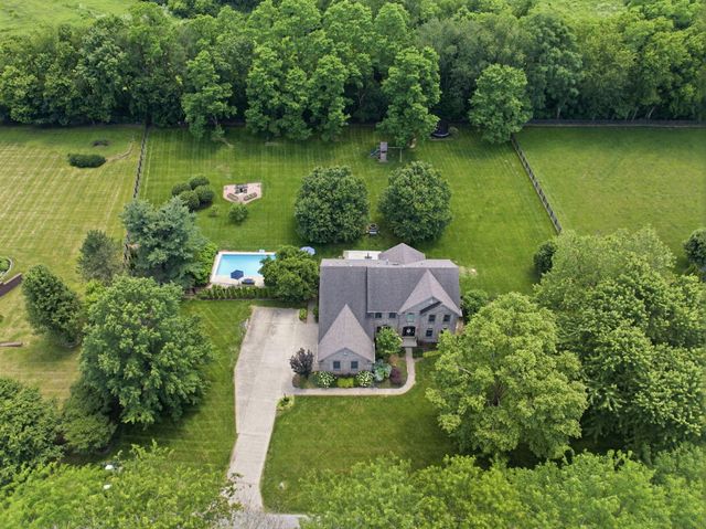 5002 Lupreese Lane, Versailles, KY 40383