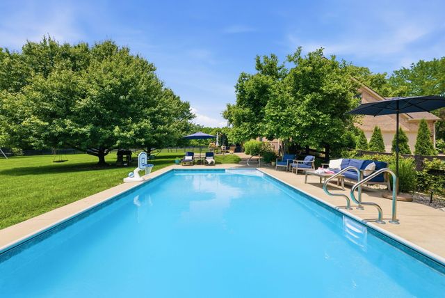 5002 Lupreese Lane, Versailles, KY 40383
