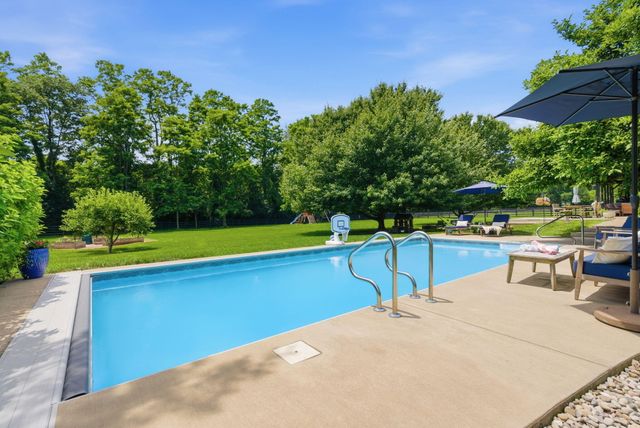 5002 Lupreese Lane, Versailles, KY 40383