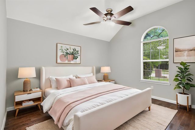 921 Bowie Drive, Lavon, TX 75166