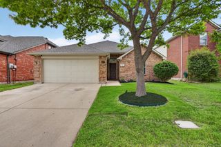 921 Bowie Drive, Lavon, TX 75166