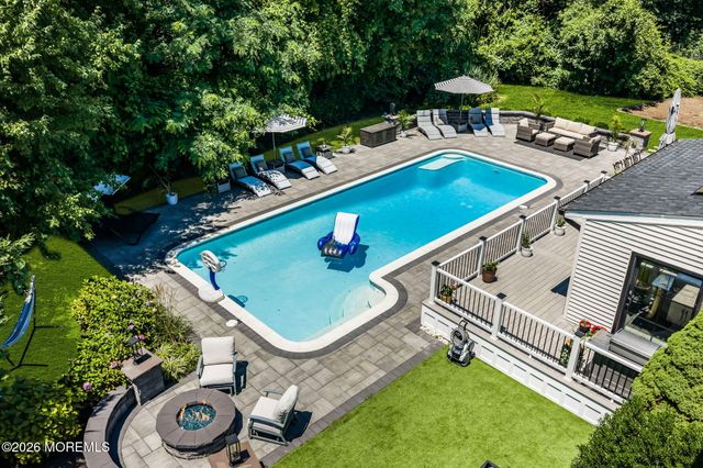 16 Springhouse Road, Ocean Twp, NJ 07712