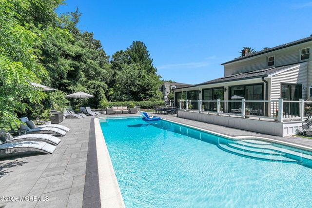 16 Springhouse Road, Ocean Twp, NJ 07712