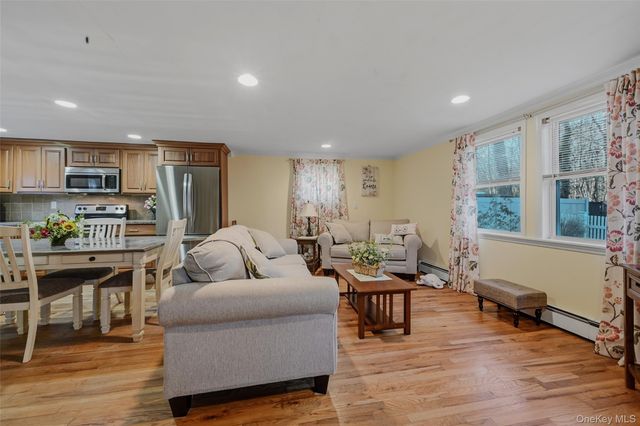 1 3rd Street, Wading River, NY 11792