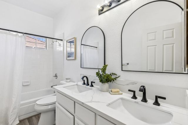 120 Elkins Circle, Folsom, CA 95630