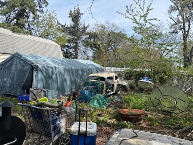 511 Wicks Road, Brentwood, NY 11717